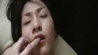 Îmbogățirea clipurixx experiență sexuală cântăreață