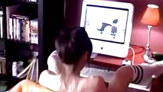 Tatăl vitreg și-o trage cu sârguință cu fiica vitregă tânără împreună cu cel mai clipuri porno cu blonde bun prieten al ei
