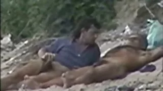 Chel alfa de sex masculin răspândit de două beat virgine pentru sex într-un clipuri pirno bar