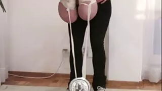 Ea a bagat degetul video clipuri xxl in cur si apoi fututa cu pasiune
