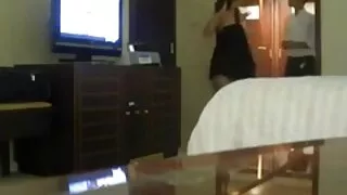 Pervers chic sex clipuri cu sex cu răpitorul pe canapea